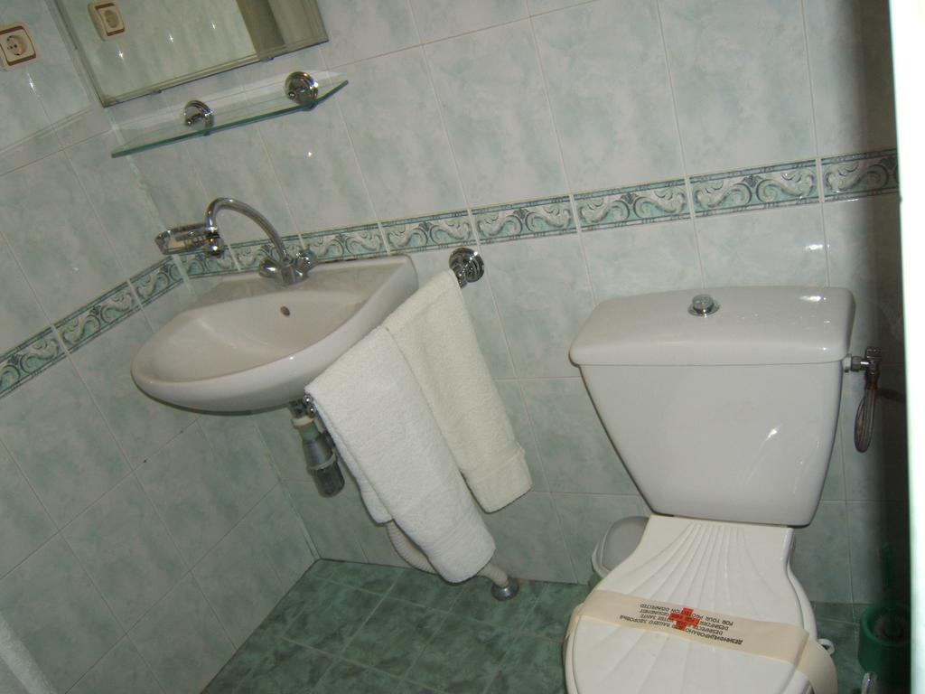 Regina'S Guesthouse Balchik Habitación foto